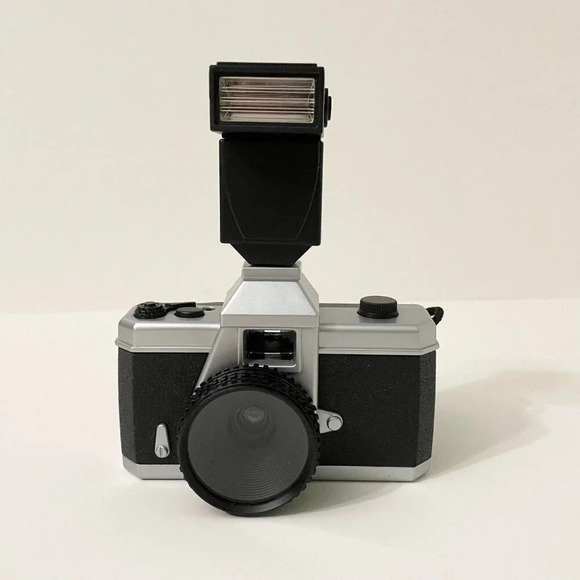 Bratz The Movie MGA Camera  Flash And Film Toy - Picture 2 of 16